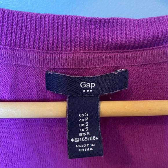 Magenta button-up cardigan - Picture 4 of 4